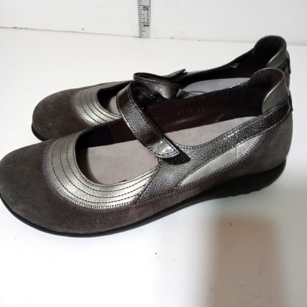 NOAT womens maryjanes